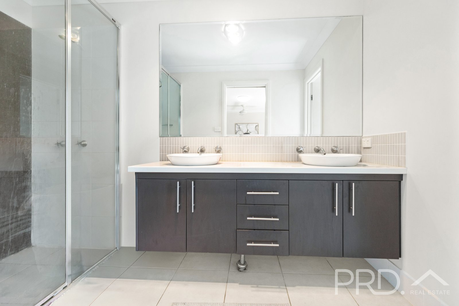 10 Maroo Street TUMUT 8