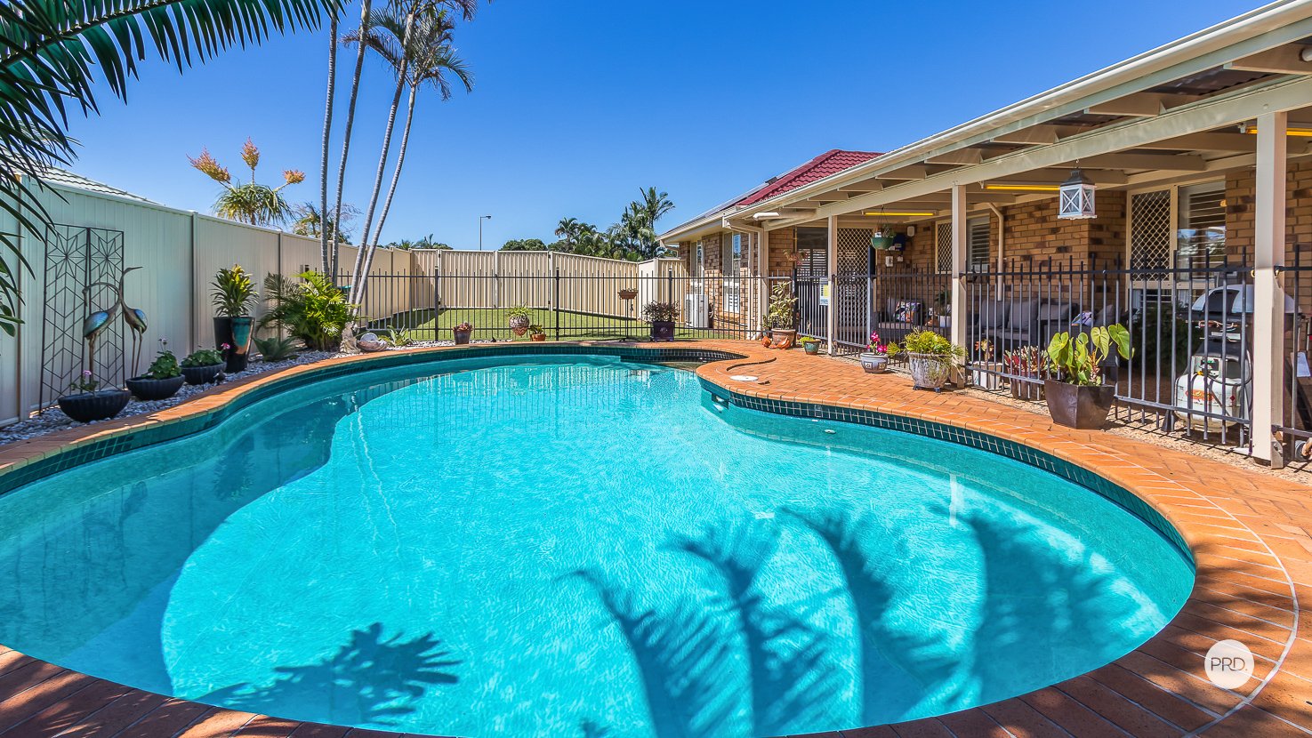 10 MASHIE Place REDLAND BAY 9
