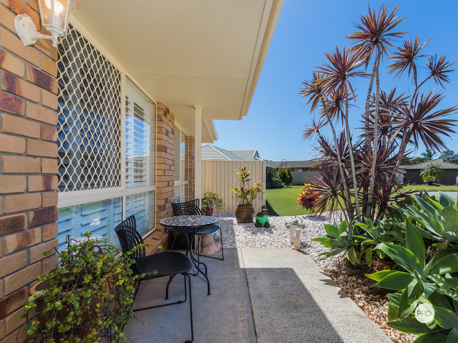 10 MASHIE Place REDLAND BAY 16