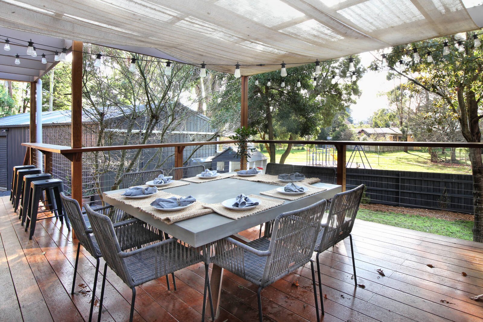 Real Estate and Property in 10 Maureen Place, Woodend, VIC