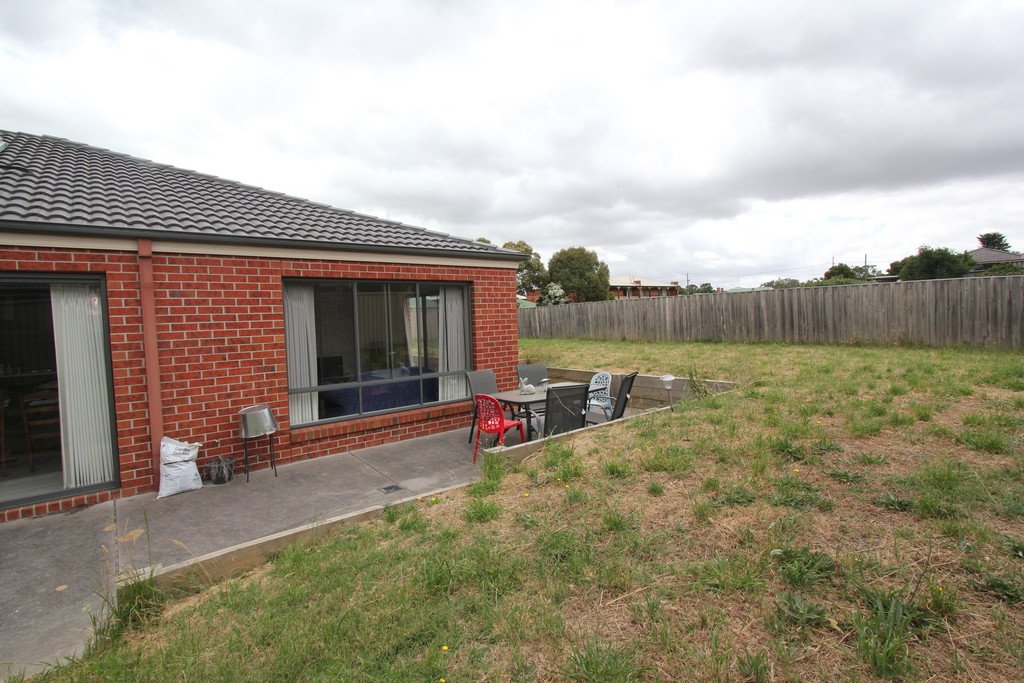 10 Maurie Paull Court MOUNT CLEAR 13