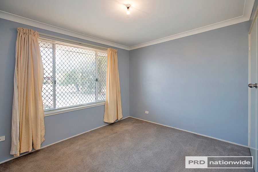 10 Maxwell Street TAMWORTH 5