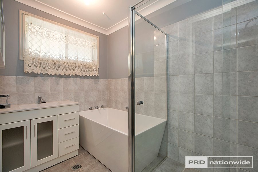 10 Maxwell Street TAMWORTH 7