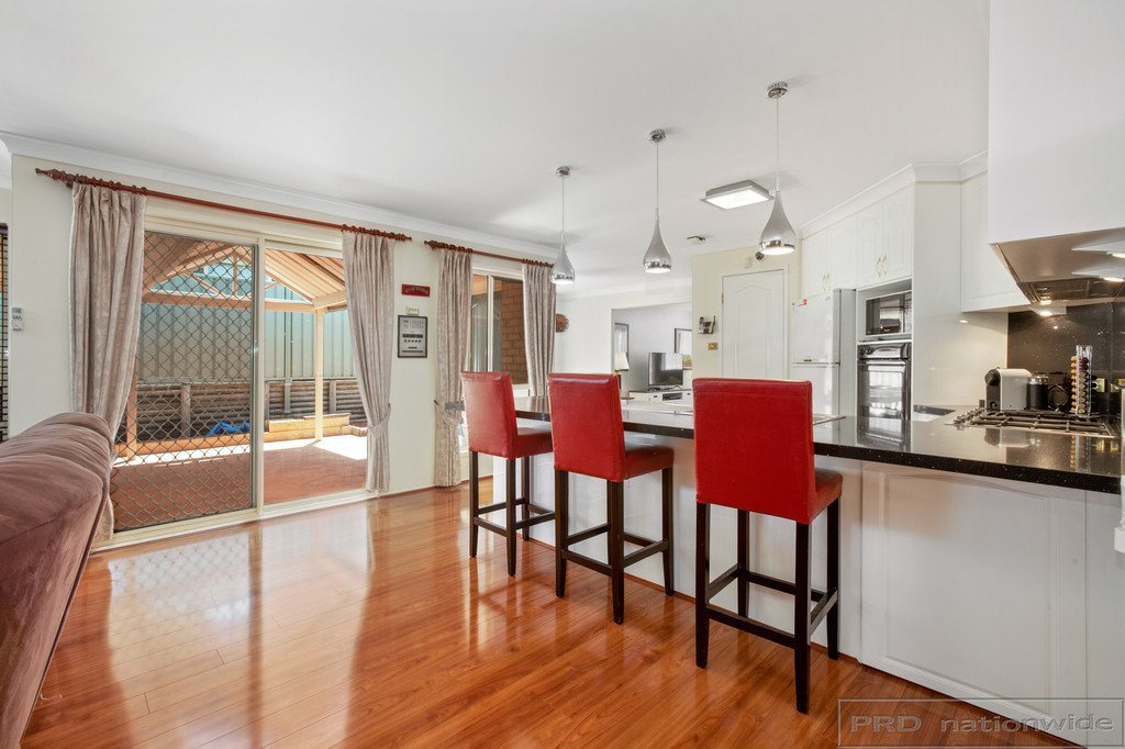 10 Maybush Avenue THORNTON 7