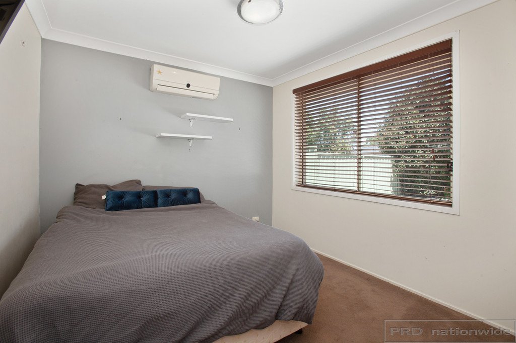 10 Maybush Avenue THORNTON 16