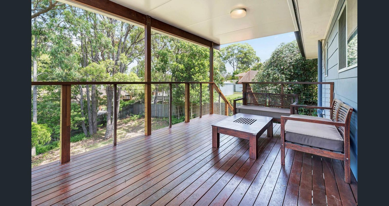 10 McCowan Street ASHMORE 2