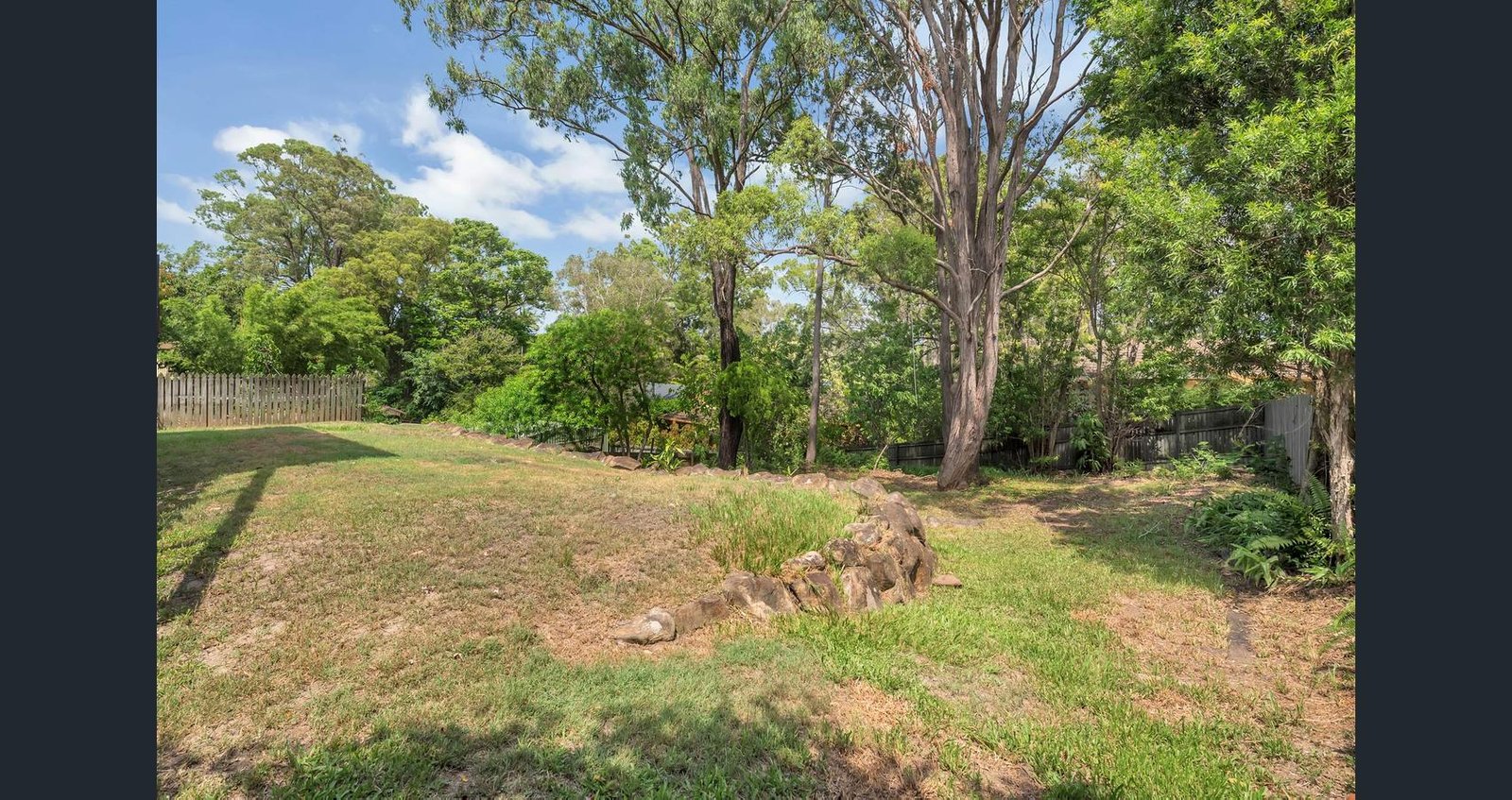 10 McCowan Street ASHMORE 17
