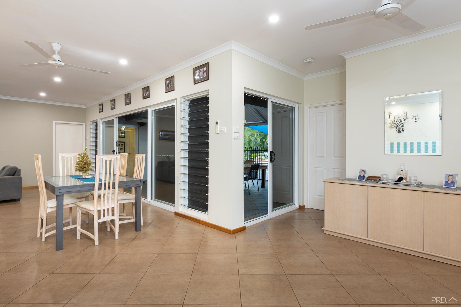 10 McKenzie Road CABLE BEACH 13