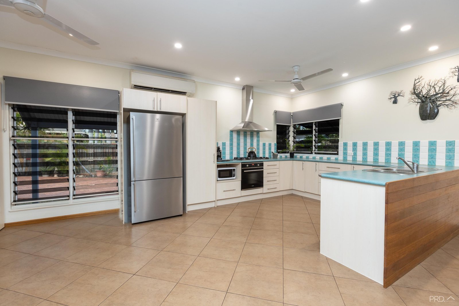 10 McKenzie Road CABLE BEACH 15
