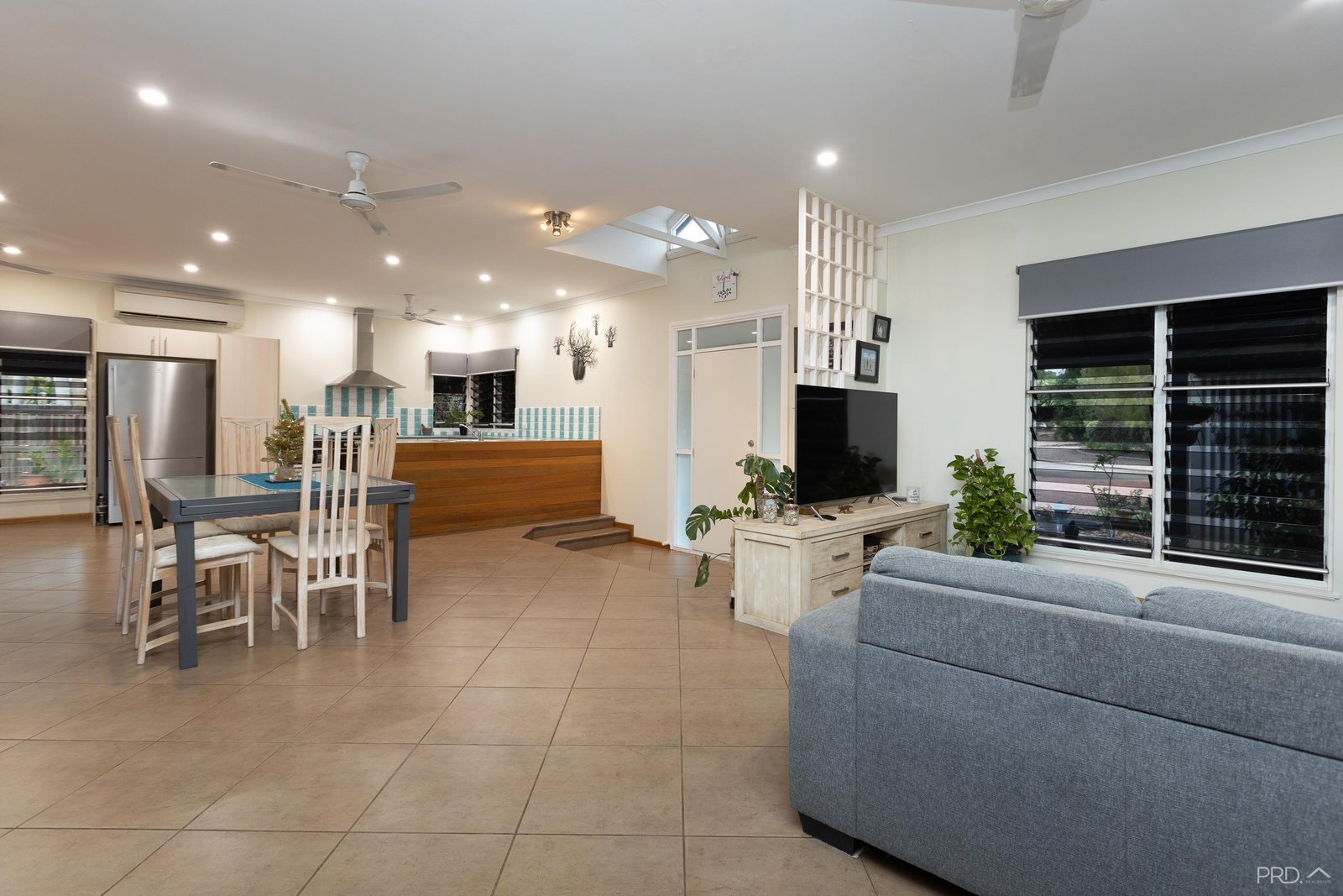 10 McKenzie Road CABLE BEACH 17