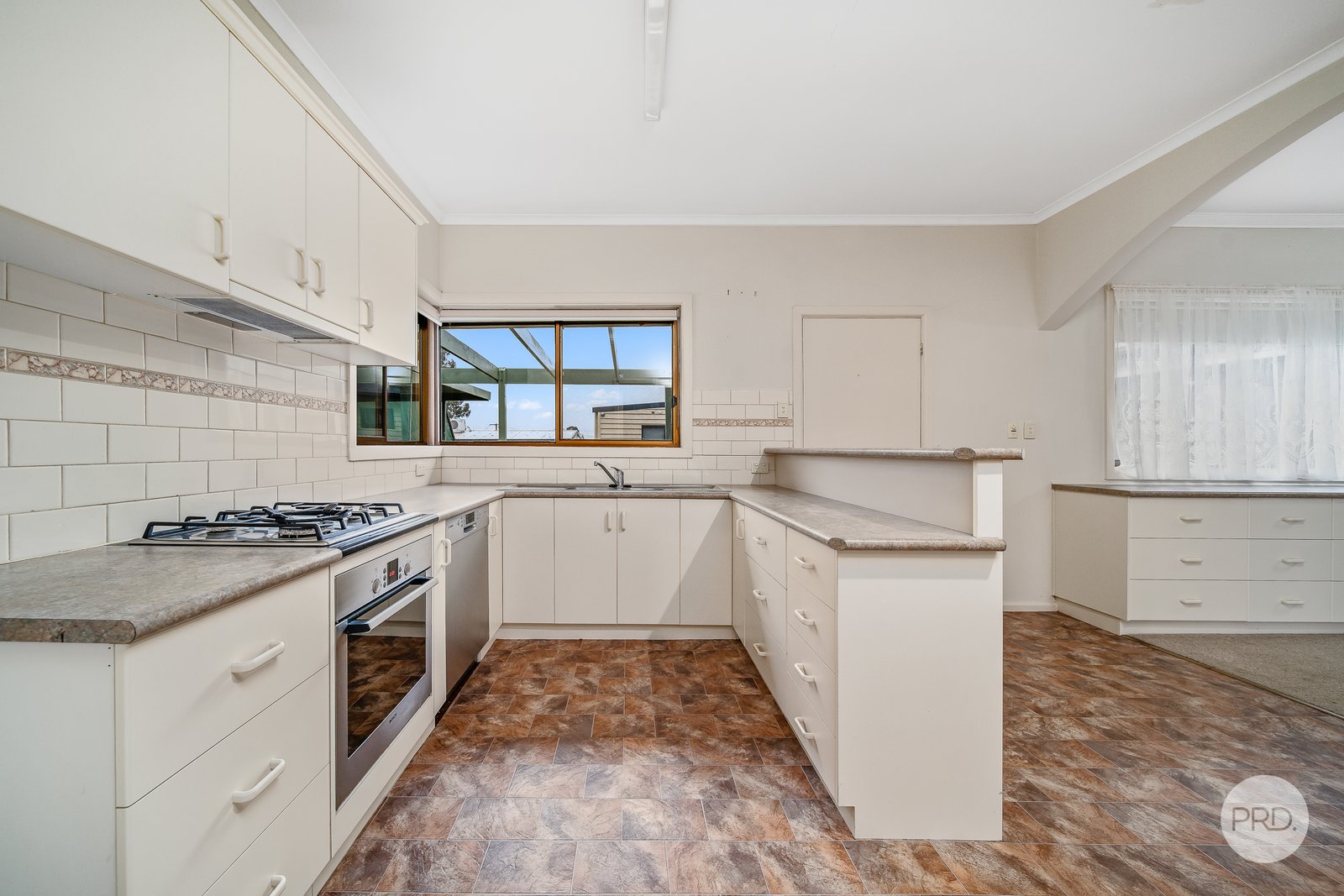 10 McLachlan Street KANGAROO FLAT 5