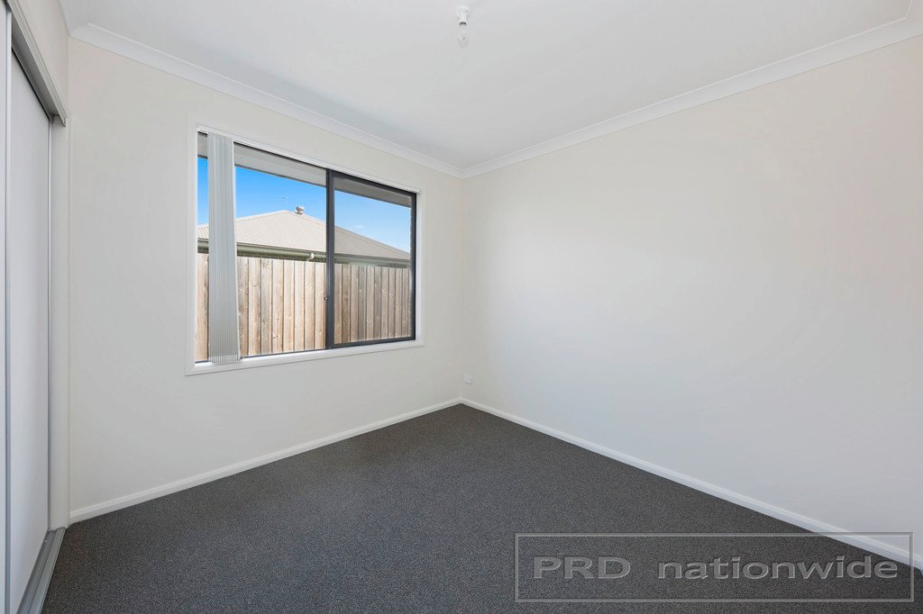 10 McNamara Street THORNTON 12