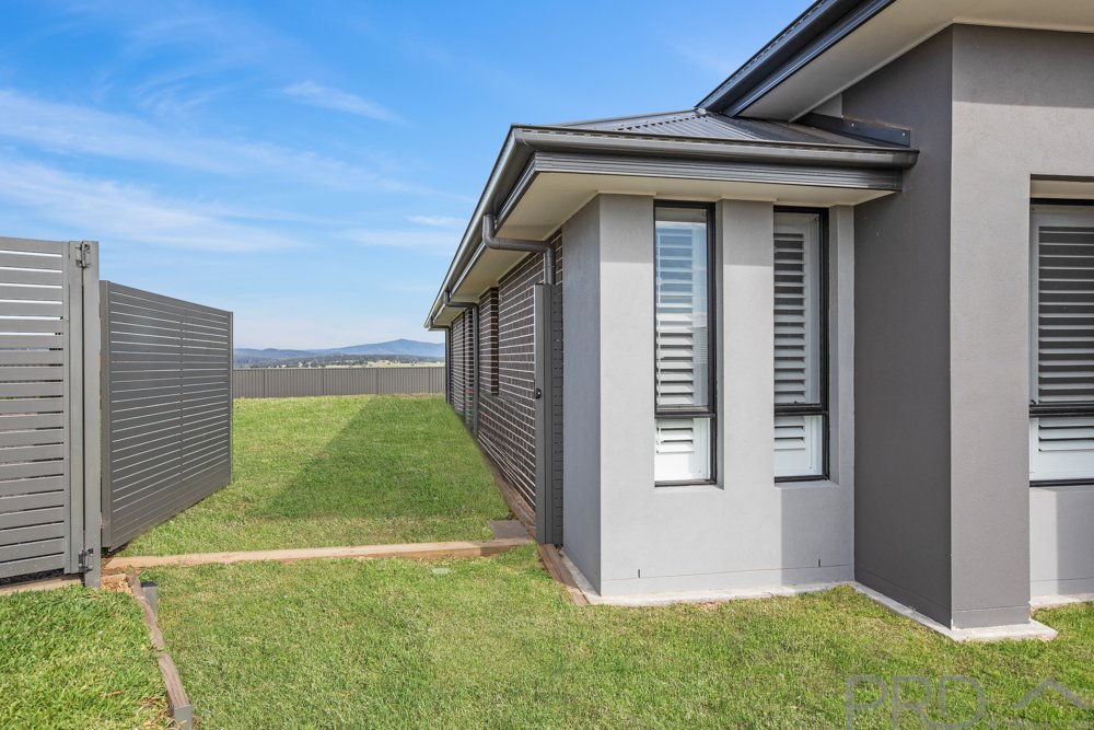 10 Medlar Circuit GILLIESTON HEIGHTS 13