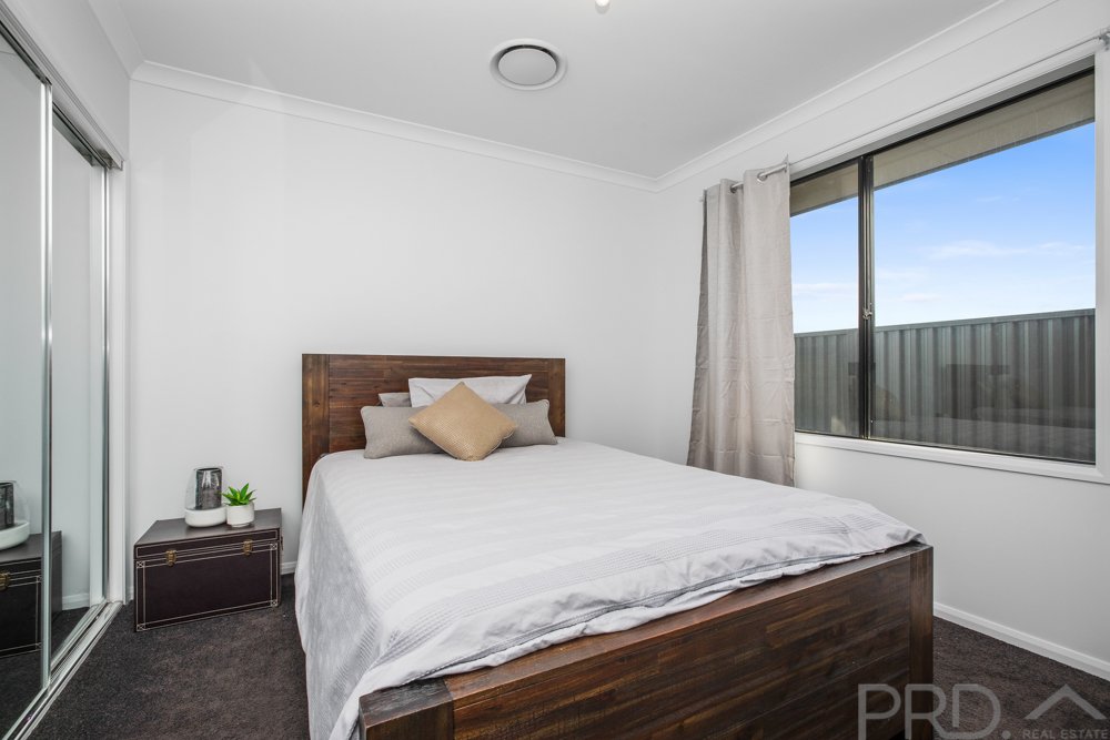10 Medlar Circuit GILLIESTON HEIGHTS 18