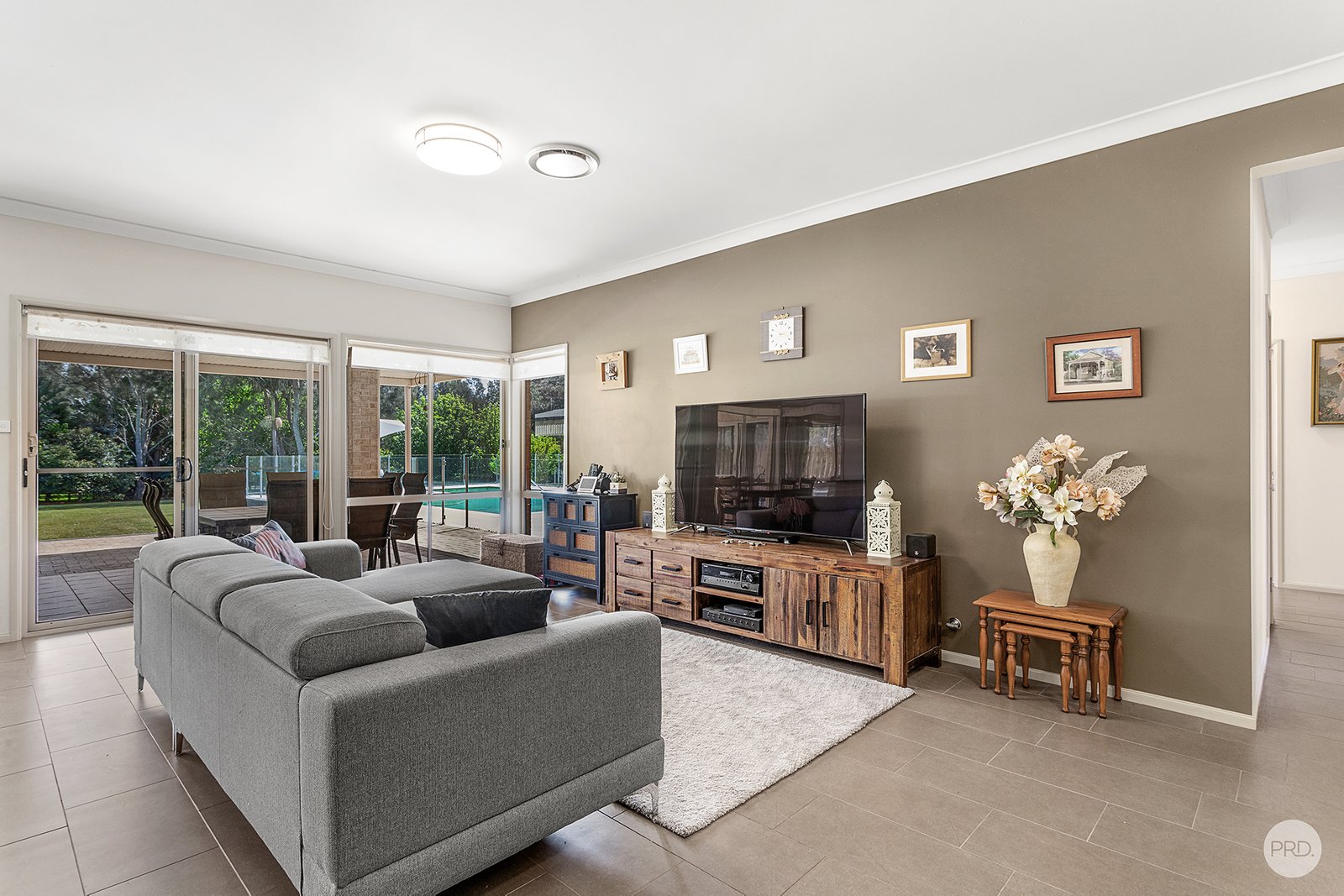 10 Melaleuca Drive ONE MILE 3