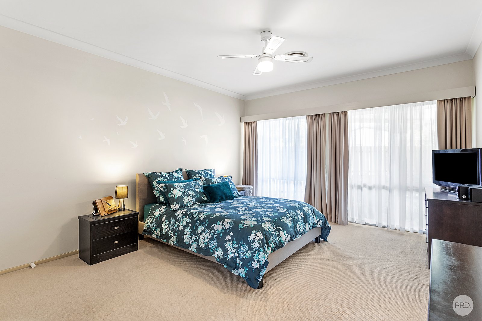 10 Melaleuca Drive ONE MILE 23
