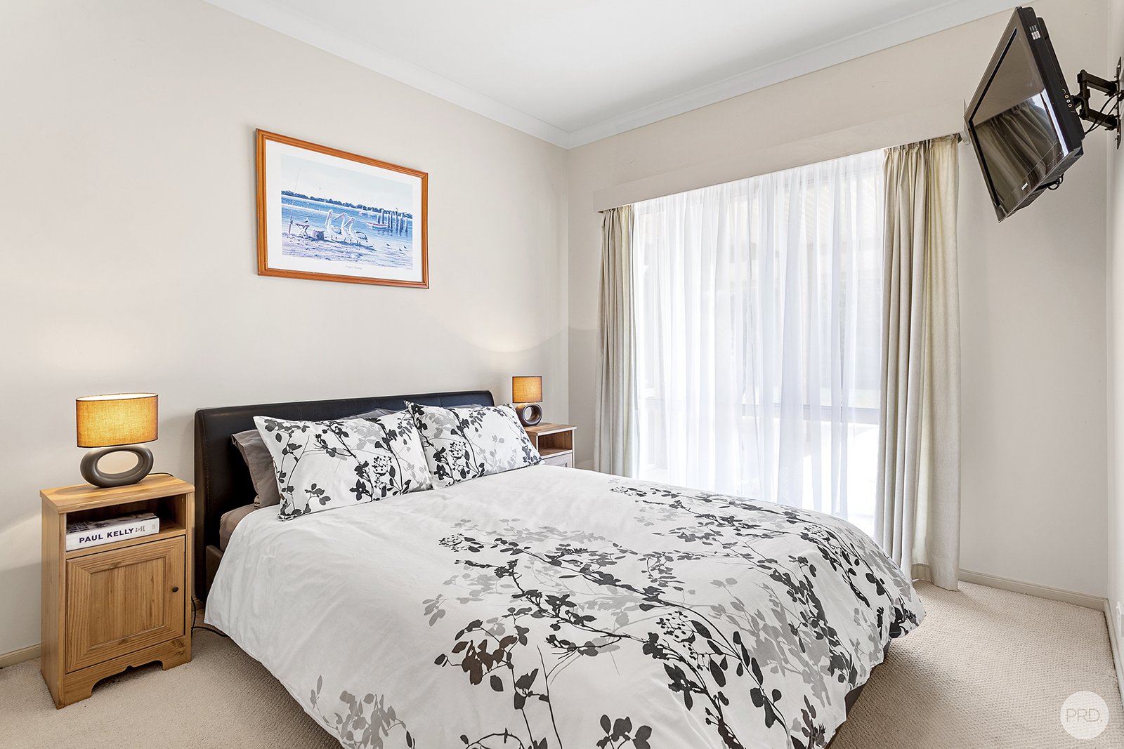 10 Melaleuca Drive ONE MILE 27