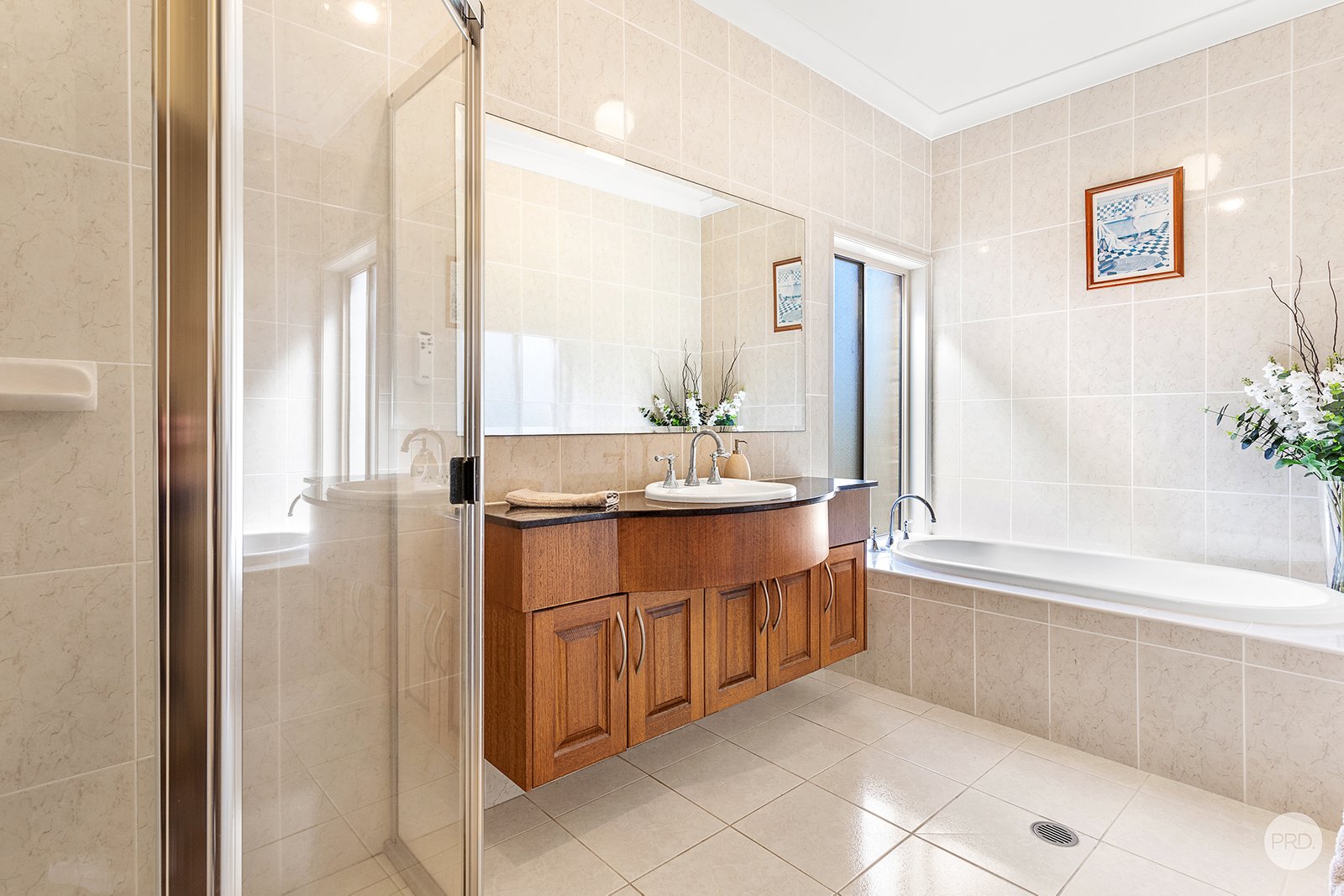 10 Melaleuca Drive ONE MILE 28