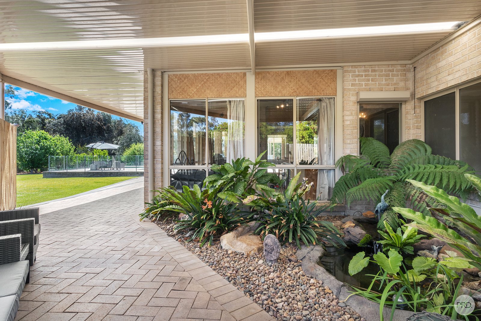 10 Melaleuca Drive ONE MILE 32