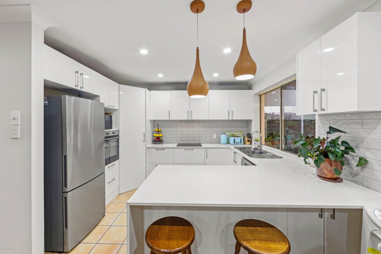 10 Mellissah Crescent ARUNDEL 3