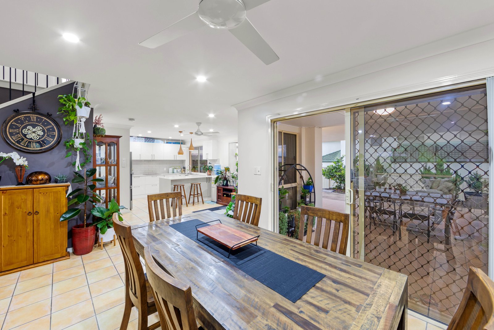 10 Mellissah Crescent ARUNDEL 4
