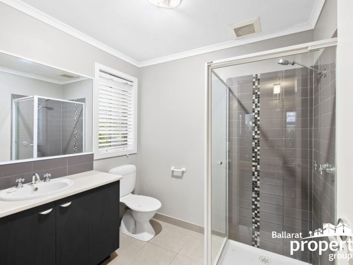 Gallery: 10 Middlin Street