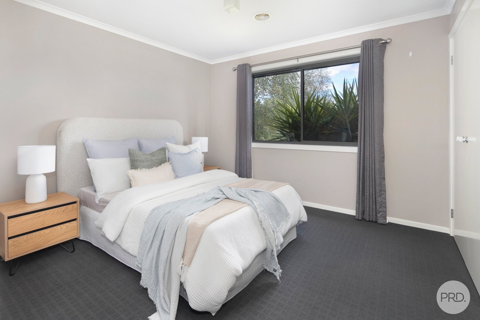 10 Middlin Street BROWN HILL 8