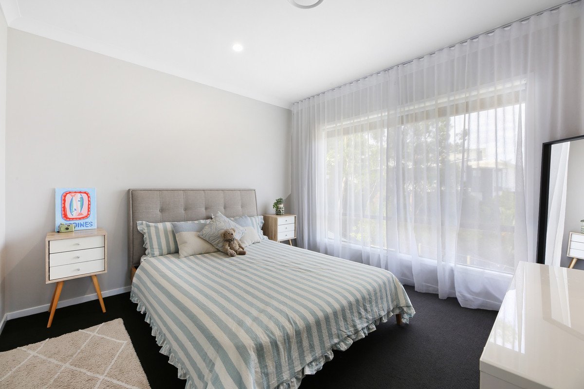 10 Mieke Court Burleigh Heads 19