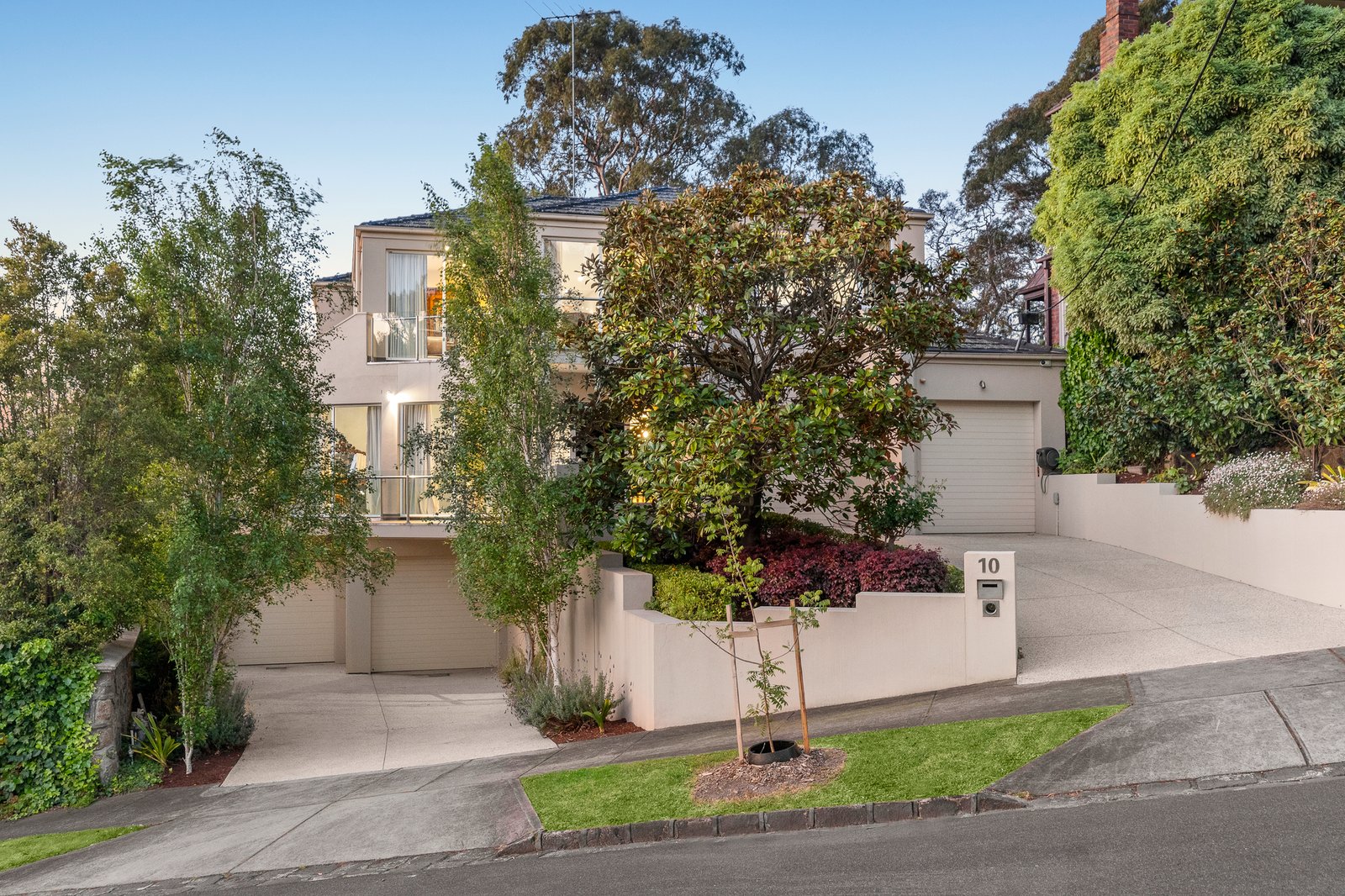 10 Milfay Avenue, Kew, 3101