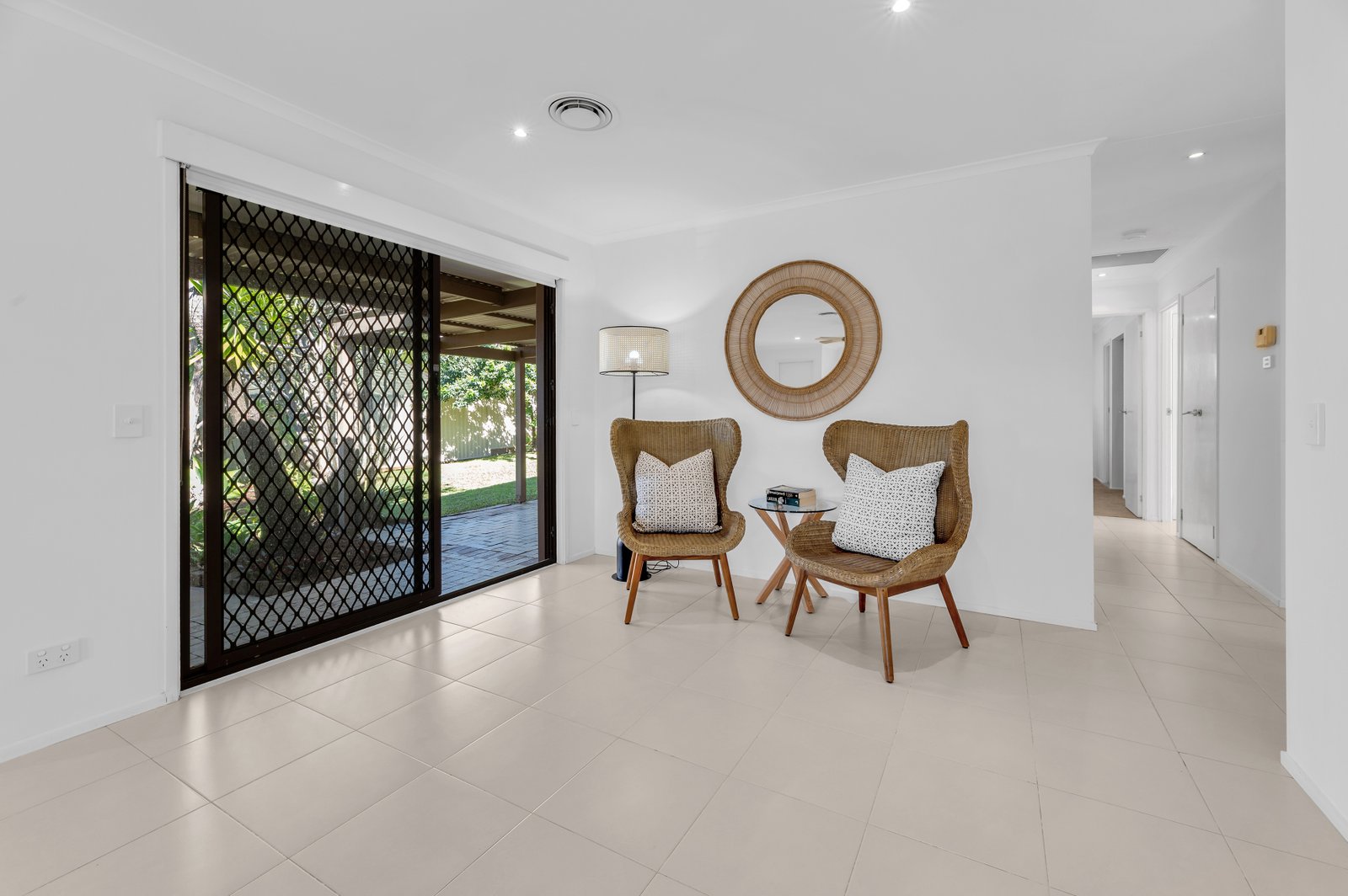 10 Mingaletta Drive ASHMORE 9