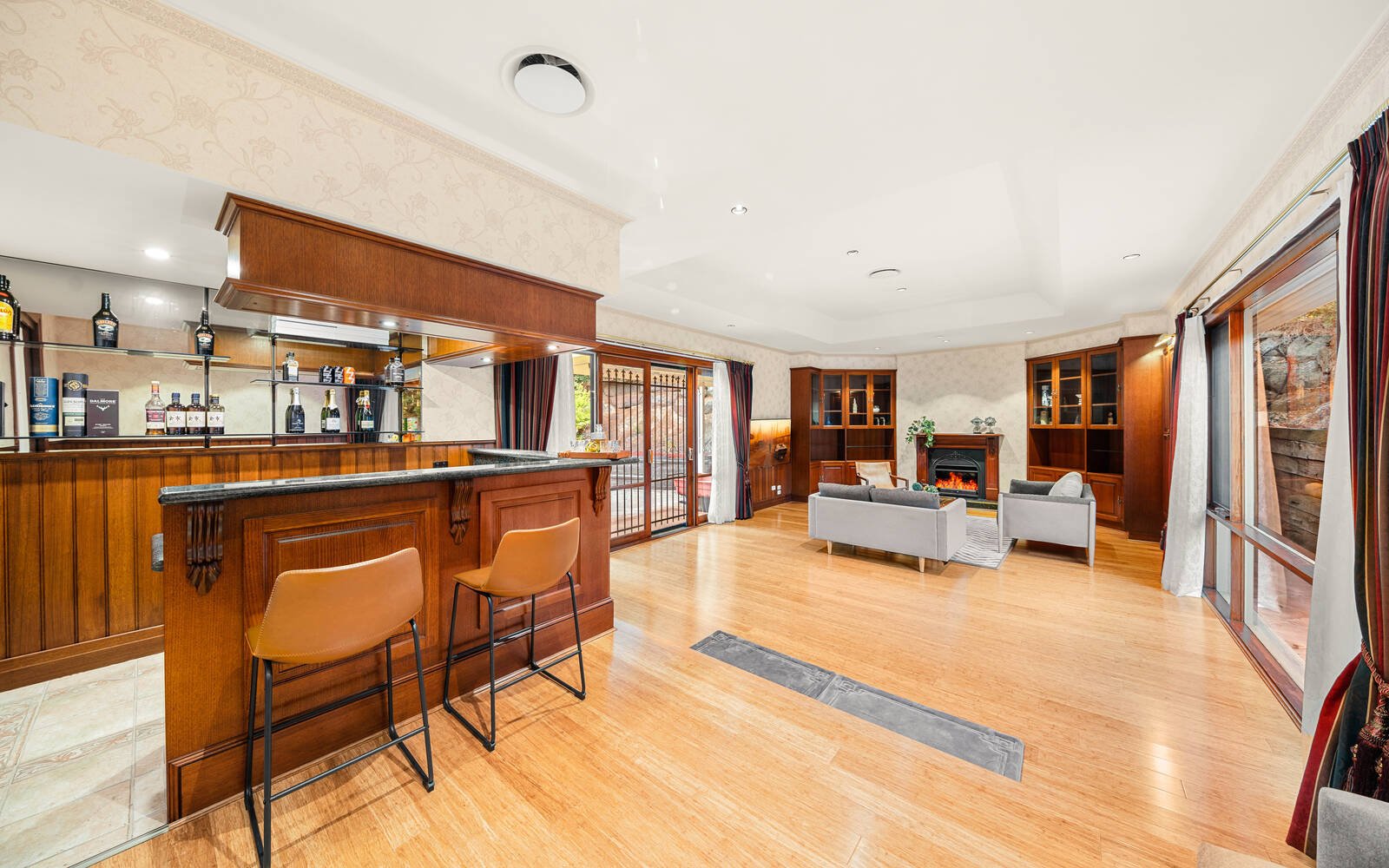 Real Estate and Property in 10 Mirabella Court, Warrandyte, VIC