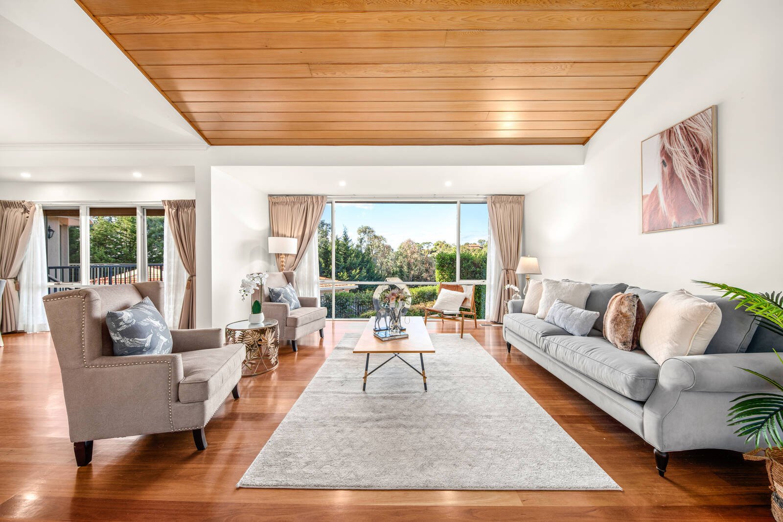 Real Estate and Property in 10 Mirabella Court, Warrandyte, VIC