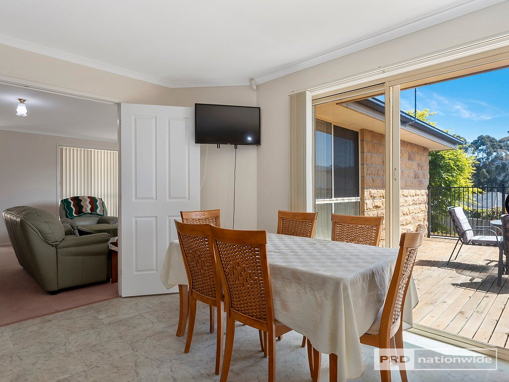 10 Moir Road KINGSTON 8