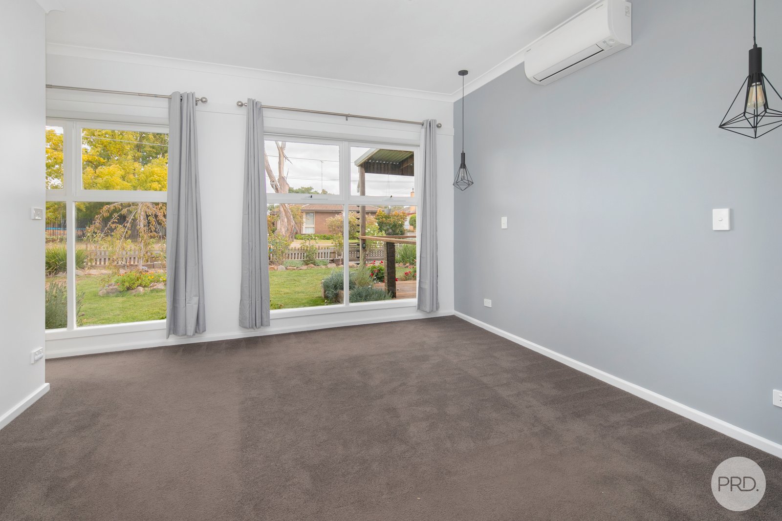 10 Molbray Street WENDOUREE 3