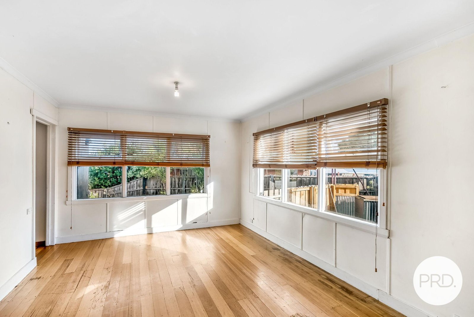 10 Mongana Road DODGES FERRY 2