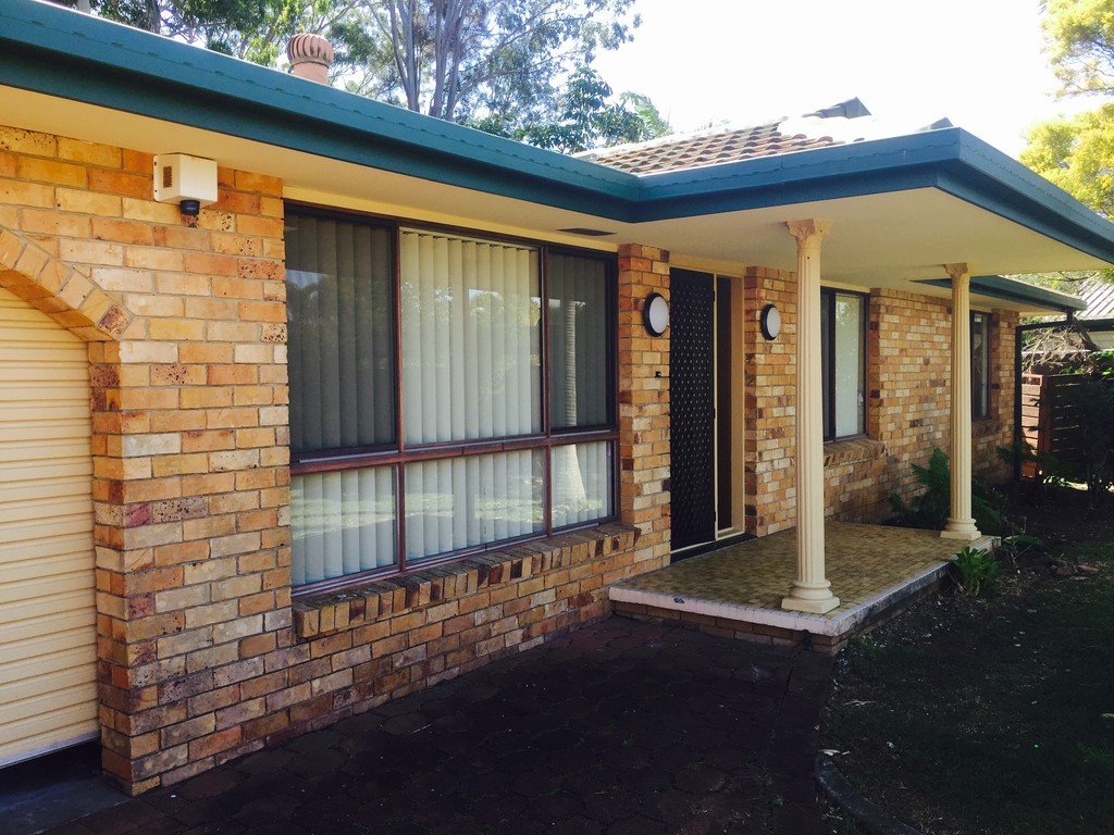 10 Moorhen Place BURLEIGH WATERS 1