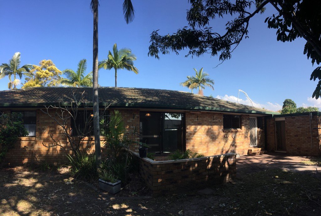 10 Moorhen Place BURLEIGH WATERS 17