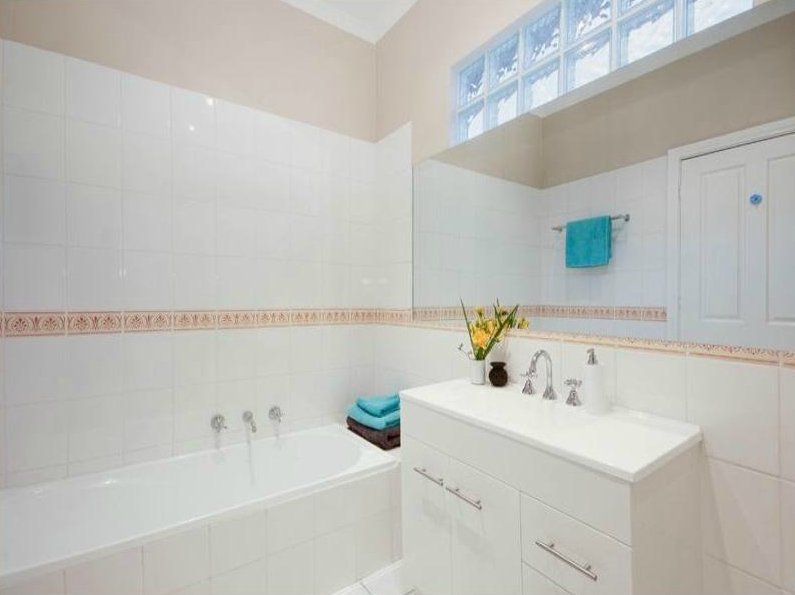 Gallery: 10 Morley Crescent