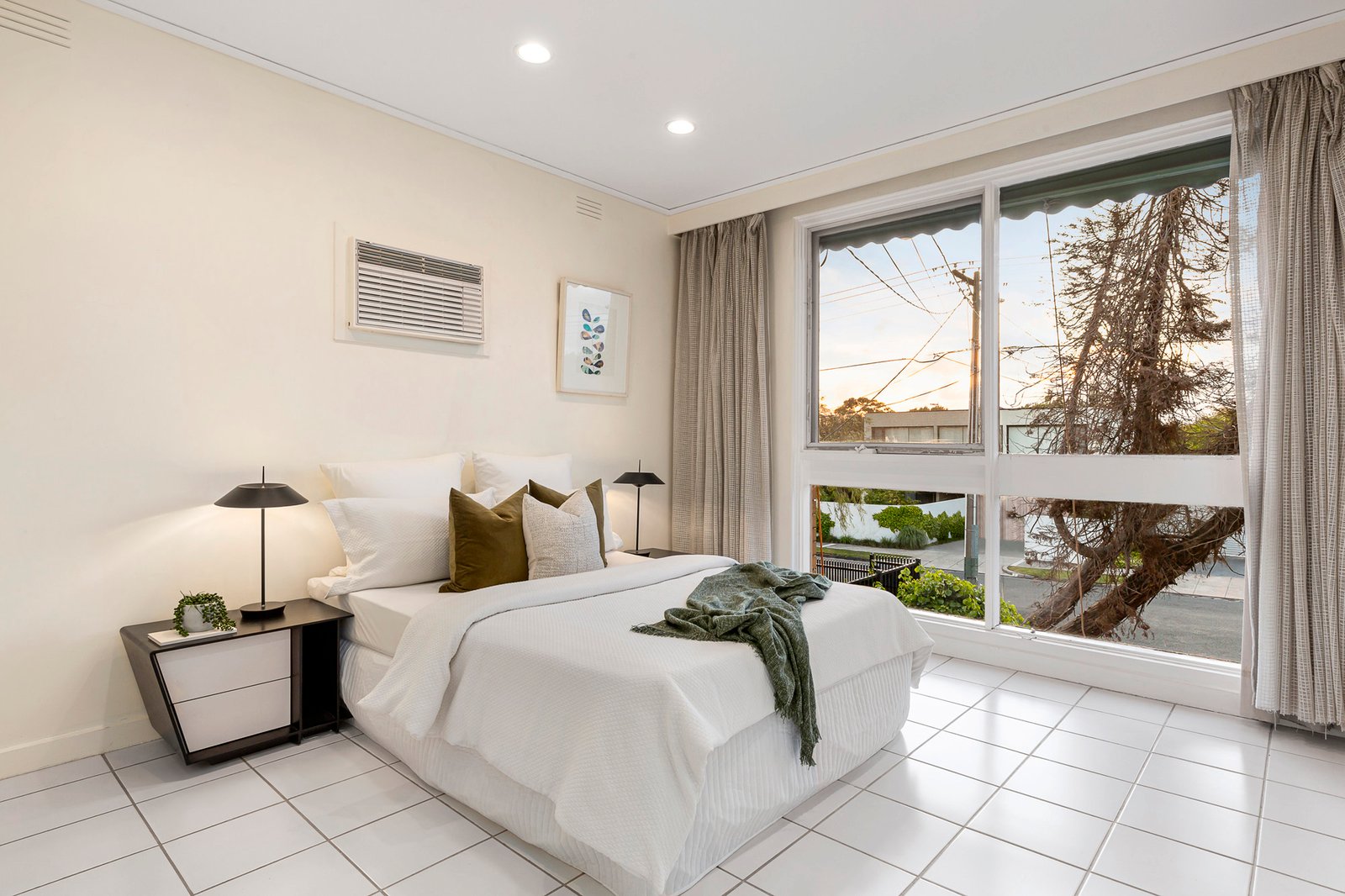 Real Estate and Property in 10 Morrice Street, Caulfield North, VIC