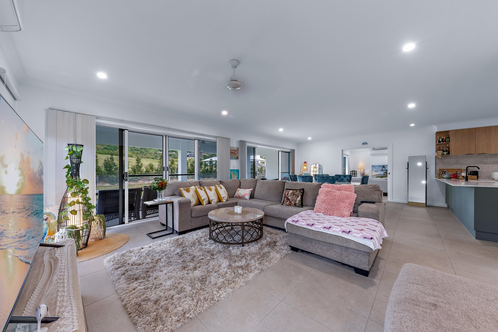 10 Mosswood Court CANNON VALLEY 1