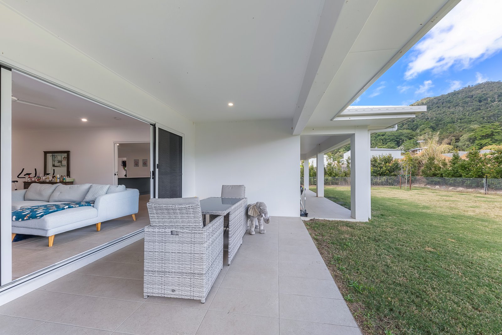 10 Mosswood Court CANNON VALLEY 12