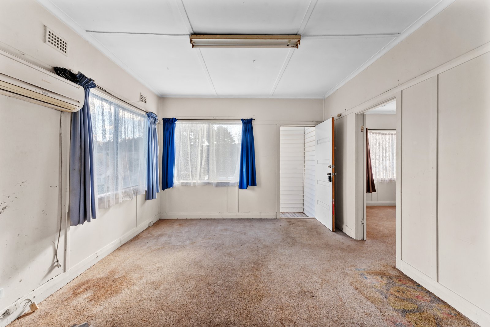 10 Mulga Street CAPTAINS FLAT 3