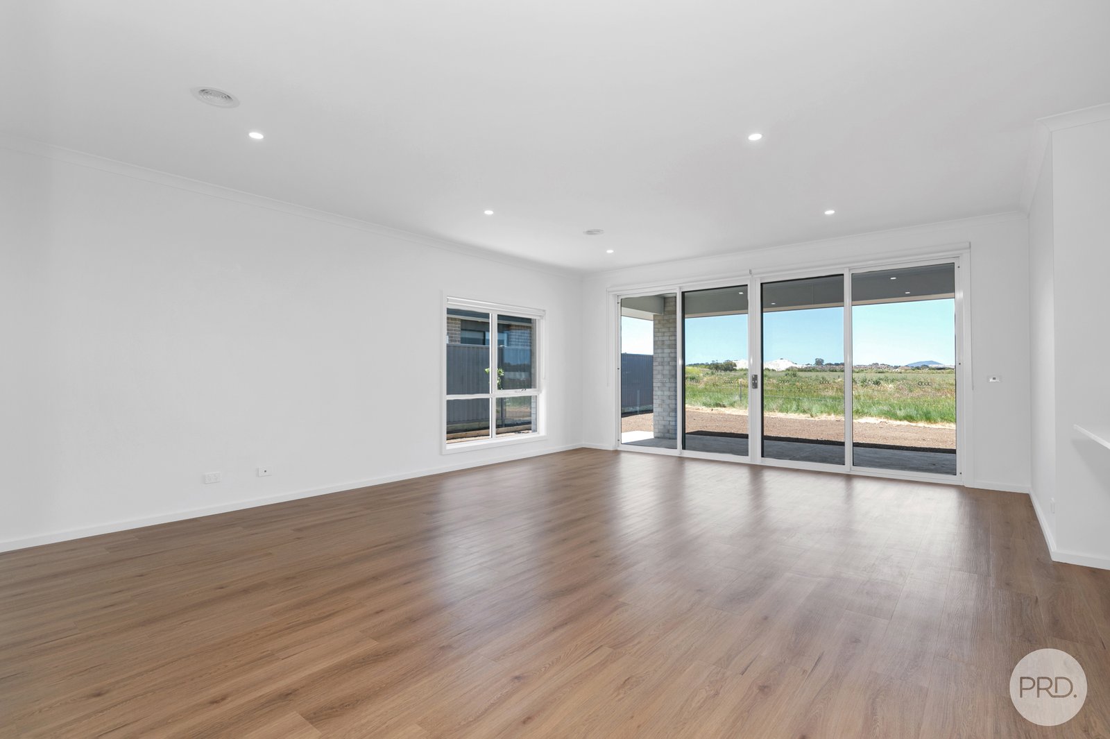 10 Mullingar Drive ALFREDTON 4