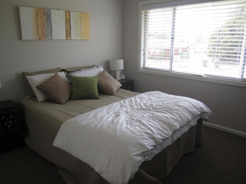 10 Murrawai Street TAMWORTH 5