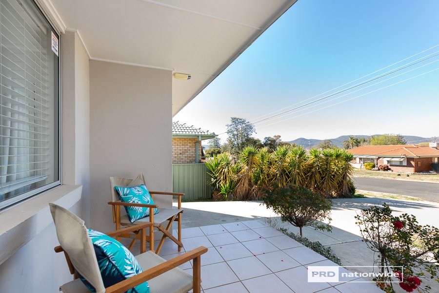 10 Murrawai Street TAMWORTH 2