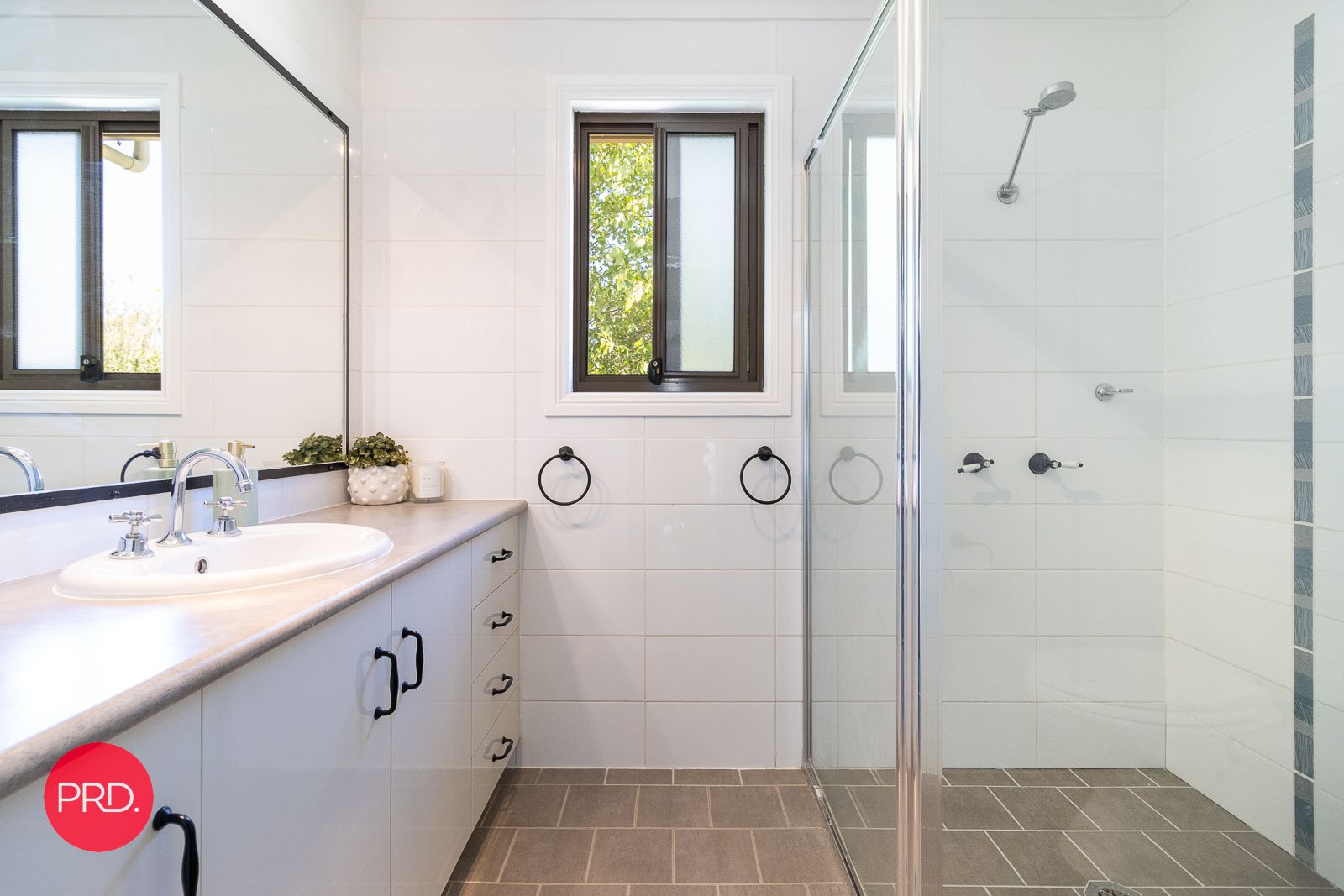 10 Murray Grey Place BUNGENDORE 10