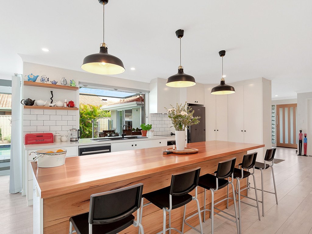 10 Myna Way BURLEIGH WATERS 4