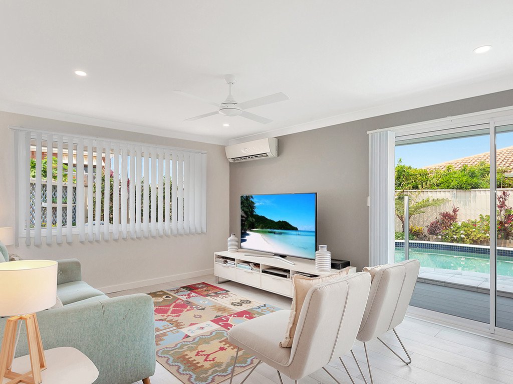 10 Myna Way BURLEIGH WATERS 9