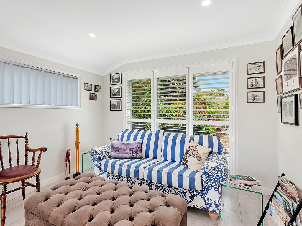 10 Myna Way BURLEIGH WATERS 13