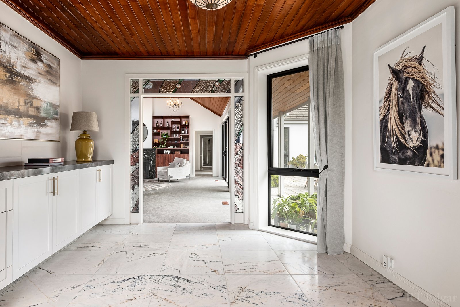 Real Estate and Property in 10 Myrniong Grove, Hawthorn East, VIC